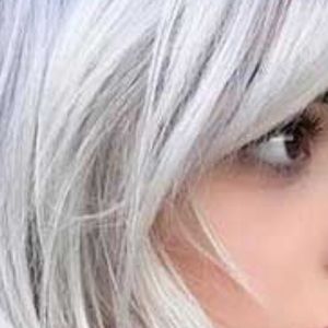 Meet your Posher, Amelia